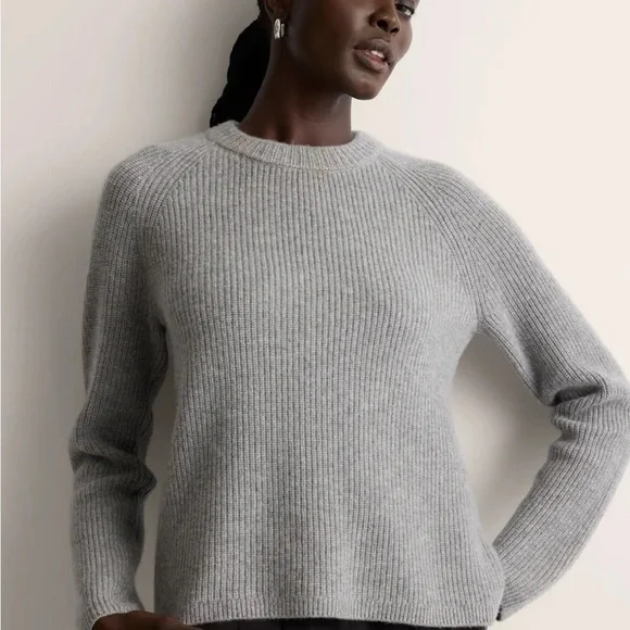 Quince Mongolian Cashmere Sweater- M - Picture 6 of 8